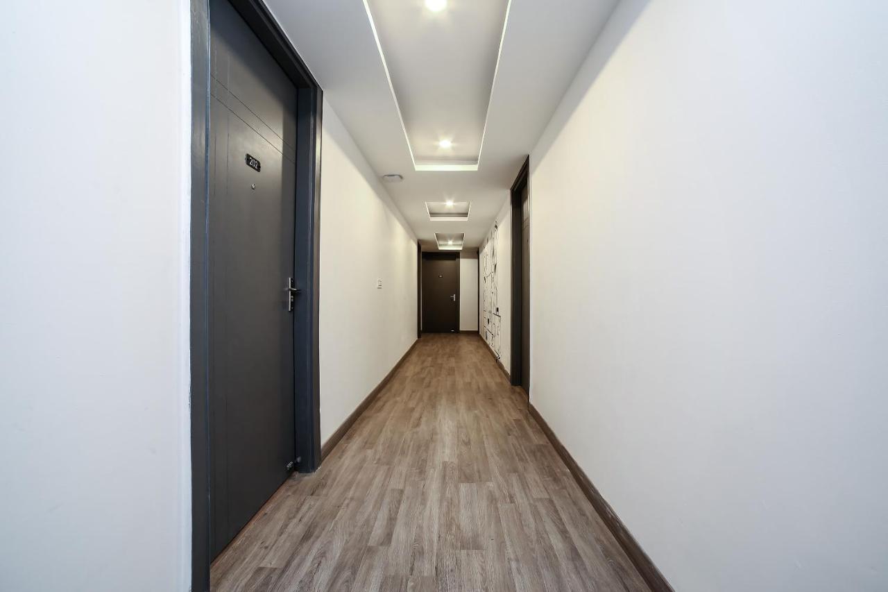 Townhouse Sohna Road 2 Hotel Gurgaon Luaran gambar