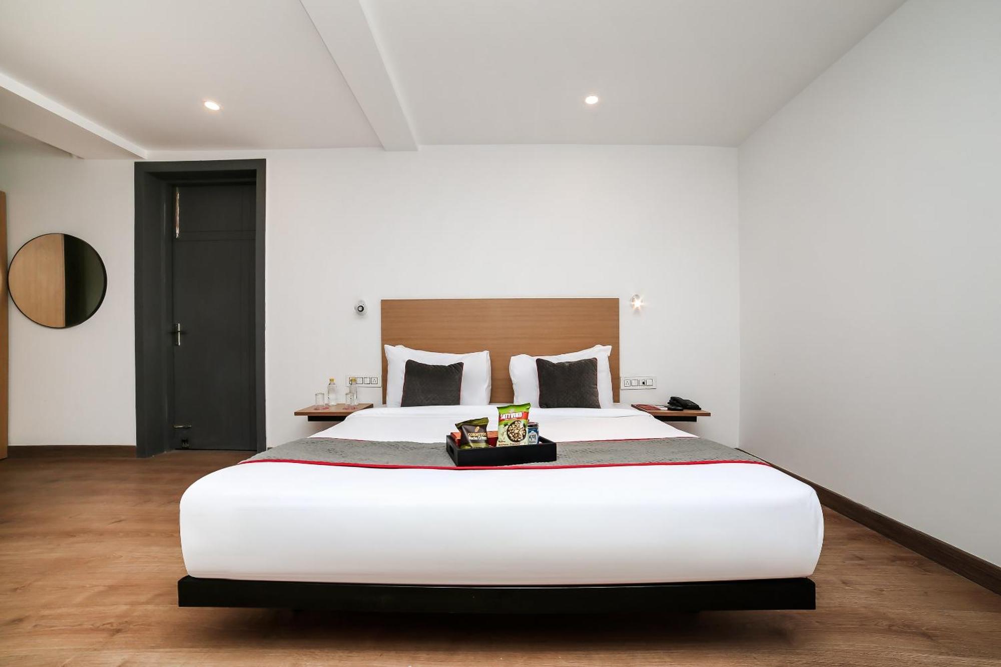 Townhouse Sohna Road 2 Hotel Gurgaon Luaran gambar