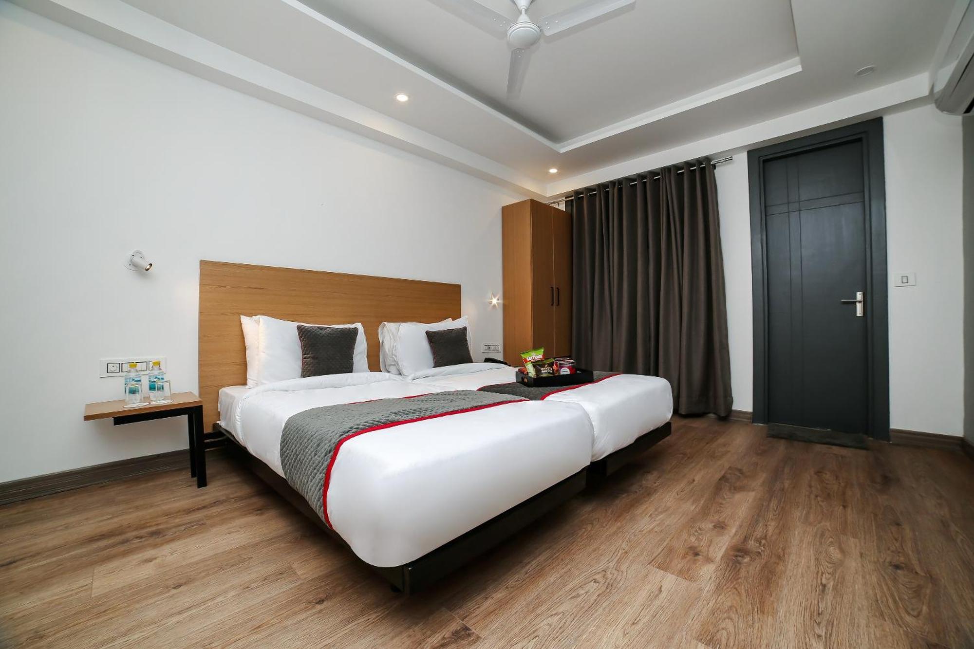Townhouse Sohna Road 2 Hotel Gurgaon Luaran gambar